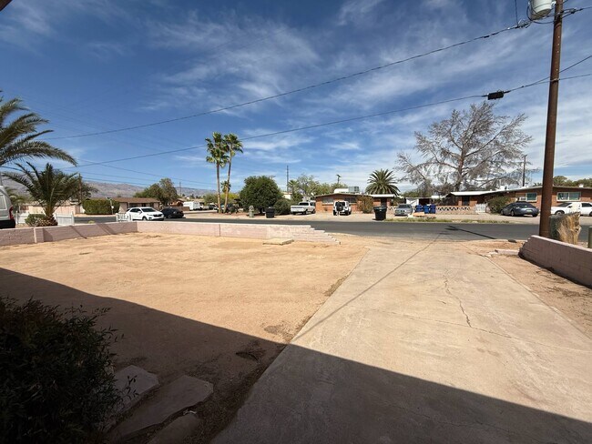 Photo - 1325 N Venice Ave