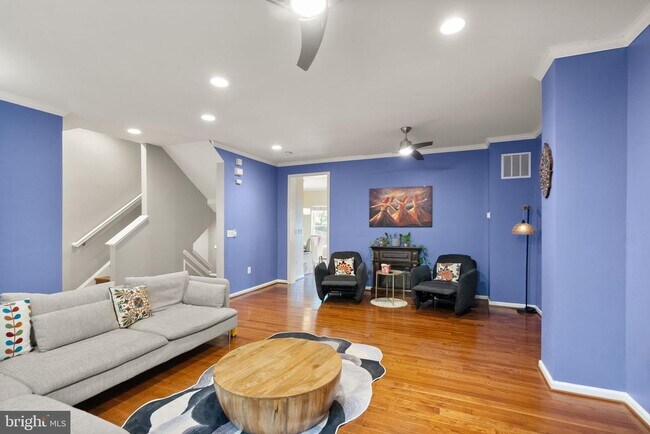 116 Mt High St