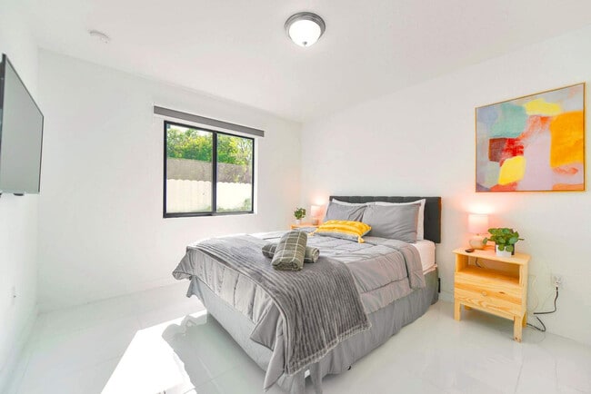 Photo - 2110 NW 66th St Unidad FL1-ID1230849P