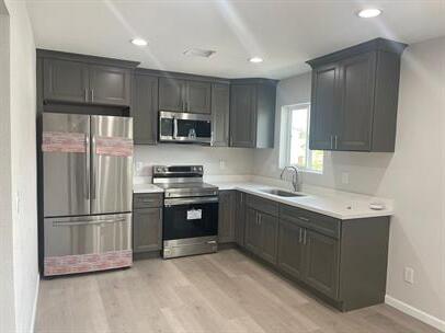 Building Photo - 818 Delmas Ave