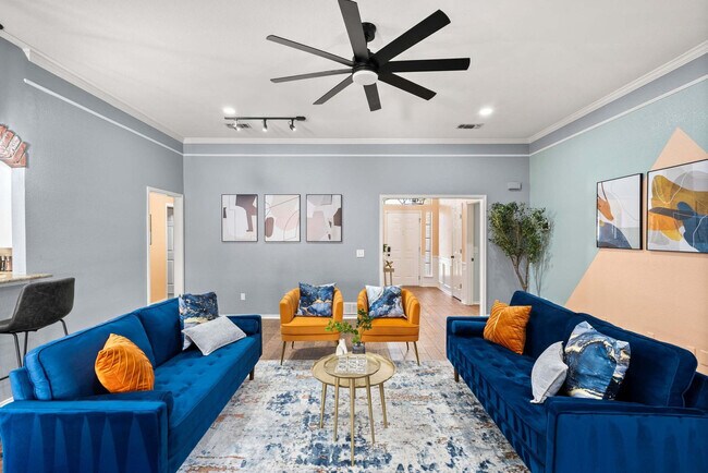 Photo - 324 Woodcrest Dr Unit SI ID1508853P