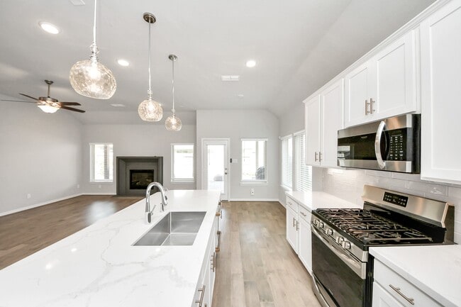 Photo - 9019 Emerald Cane Dr