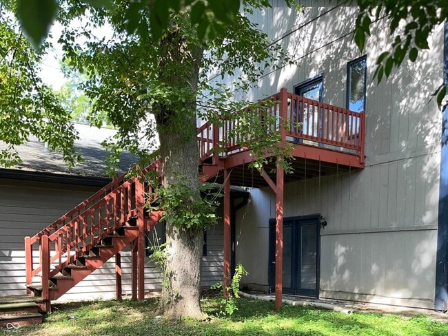 Photo - 945 Fox Hill Dr Casa