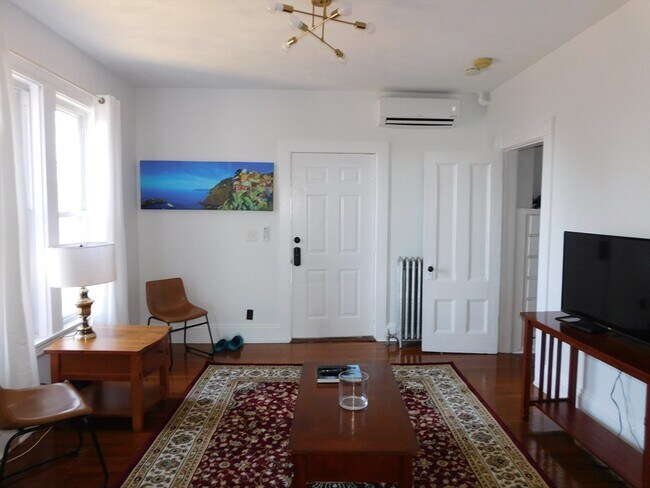 Photo - 62 Milton St