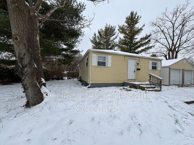 Photo - 636 Wampler Ave