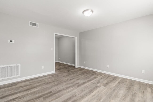 Photo - 407 Park Ave