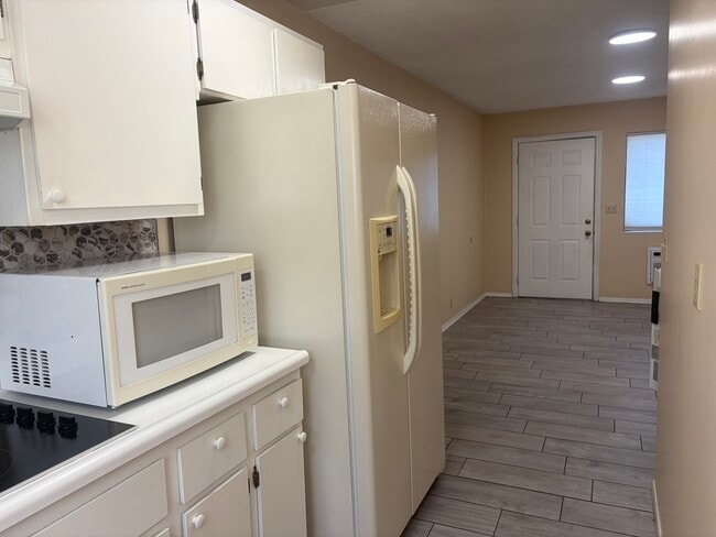 Photo - 29120 San Timoteo Canyon Rd Unit Back