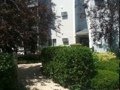 Photo - County Line Plaza