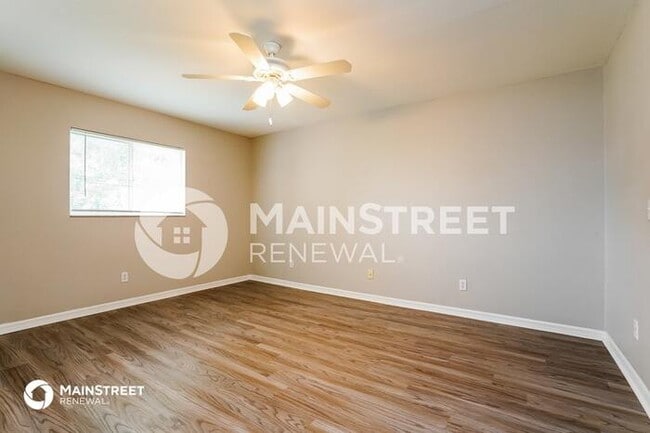 Photo - 2108 NE 15th Ln