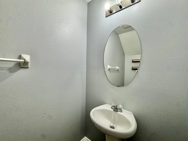 Photo - 6533 Trent Creek Dr