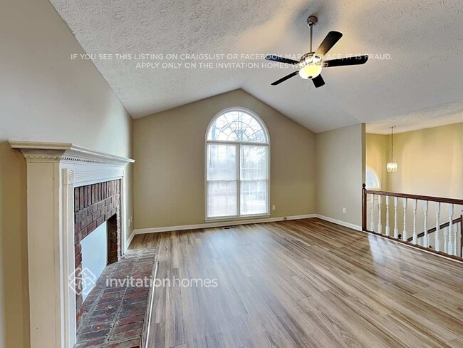 Photo - 166 Marion Ln