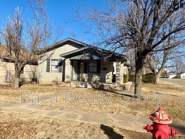 Photo - 833 S Ellison Ave Casa