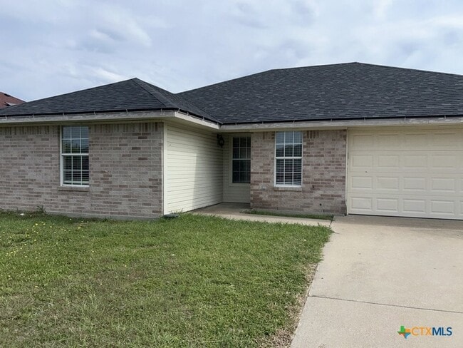 Building Photo - 2611 Littlewood Dr
