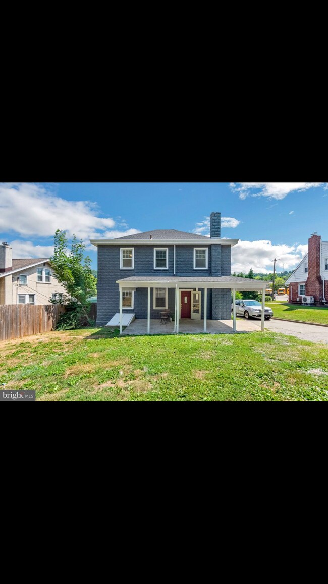 Photo - 1148 Matsonford Rd