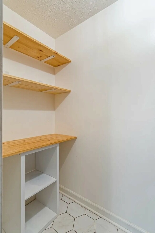 Photo - 420 Elysian Fields Rd Unit A9