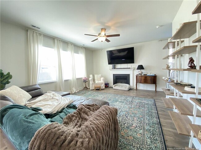 Photo - 140 Verdmont Dr