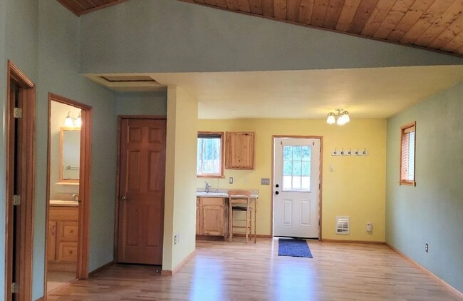 Photo - Very neat unit in Poulsbo area.