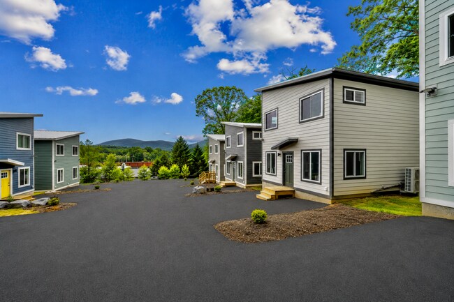 Photo - West AVL Cottage 112