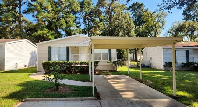 Building Photo - 18727 N Sugar Maple Cir Rental