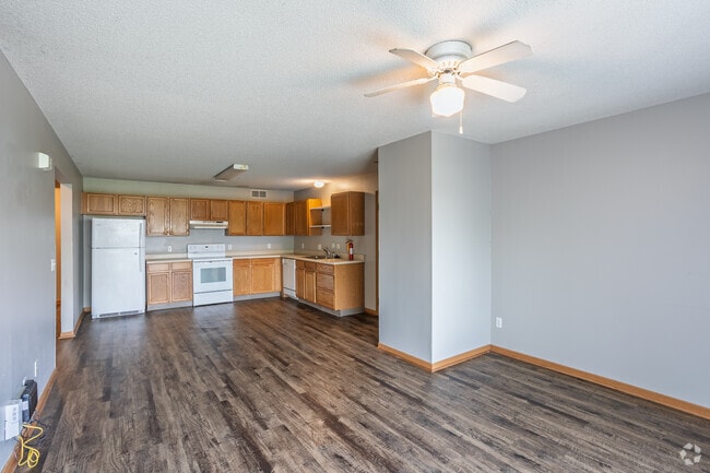 3BR, 2BA - 1,300SF - Living Room - 802 Dickinson Ave