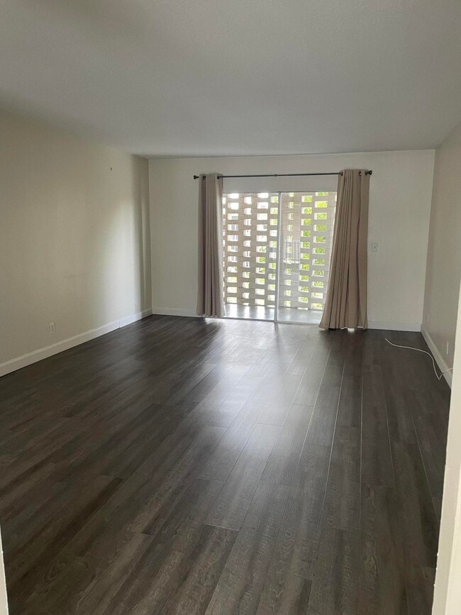 Photo - 1500 Crescent Cir Unit A27