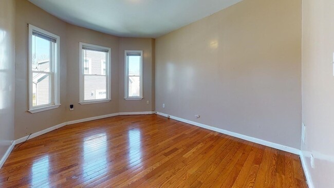 Photo - 22 Hendry St Unit 2