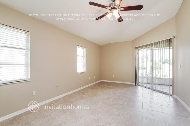 Photo - 23156 Hillsdale Ave