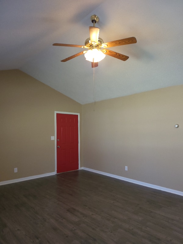 Photo - 602 604 Prince Dr