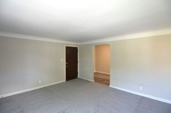 Photo - 6615 Bantry Ave Unit 5