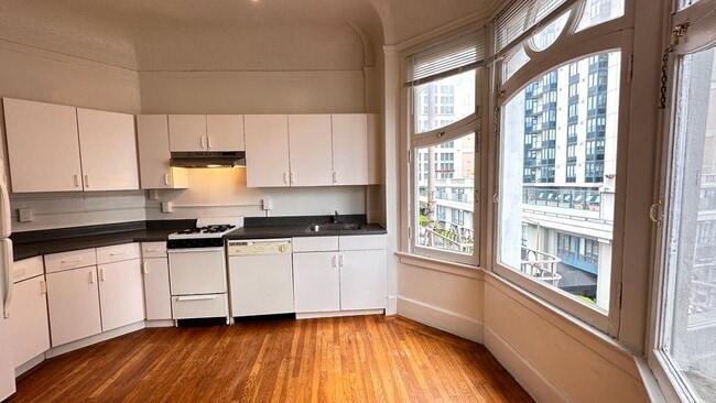 Photo - O'Farrell Associates LLC.