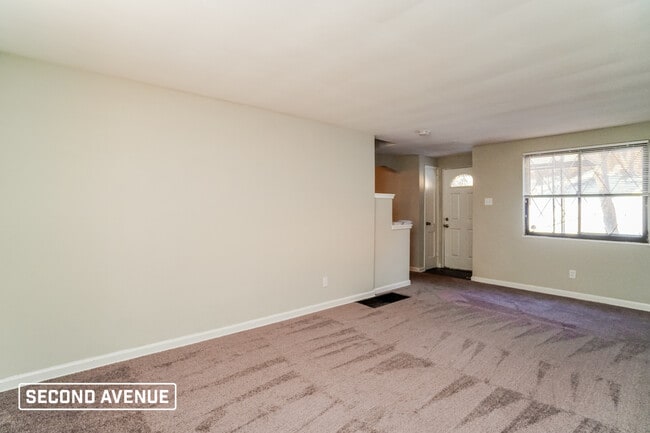 Photo - 216 Grove Rd