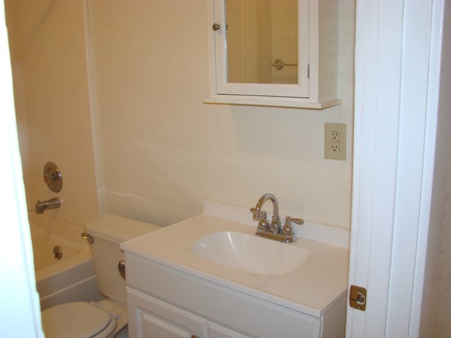 Photo - 721 Main St Unit #5