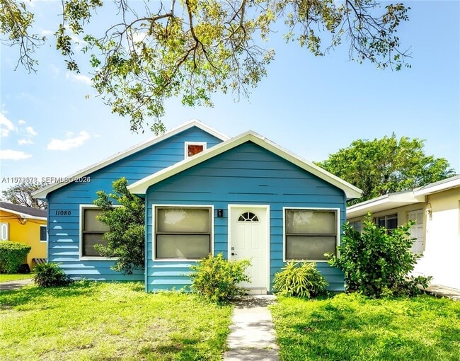 Building Photo - 11080 Peachtree Dr