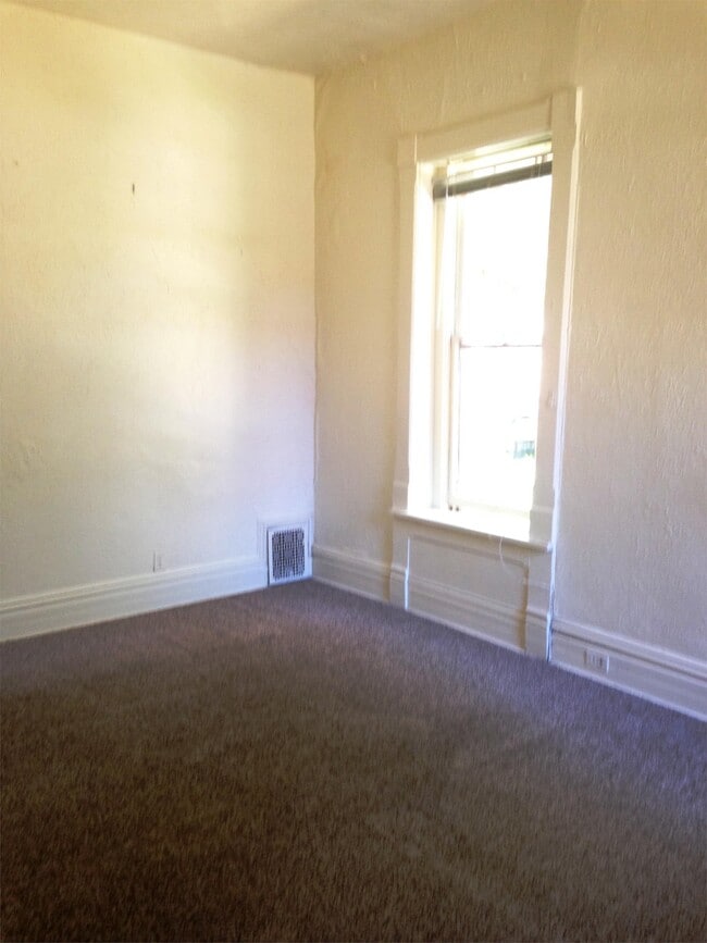 Photo - 1069 12th St