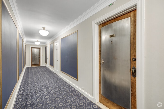 Building Photo - 15 E Kirby St Unit 1130 Rental