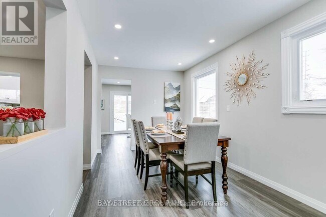 Photo - 5045 Rundle Ct