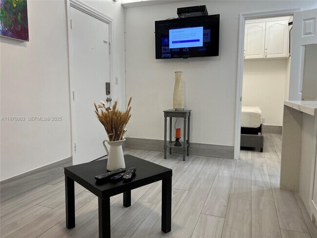 Photo - 3710 Collins Ave Unit N-103