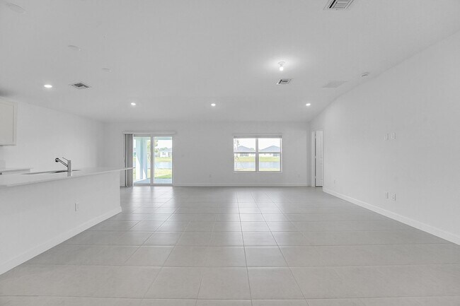 Photo - 6394 Windwood Wy