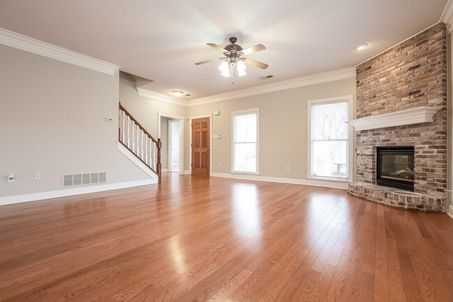 Photo - 4797 Stone Cross Dr