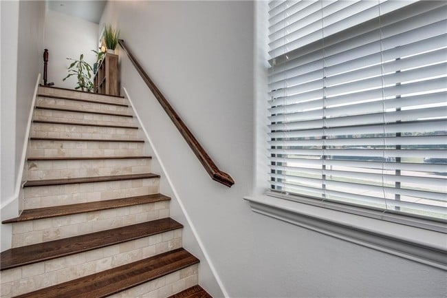 Photo - 1503 Biltmore Ln