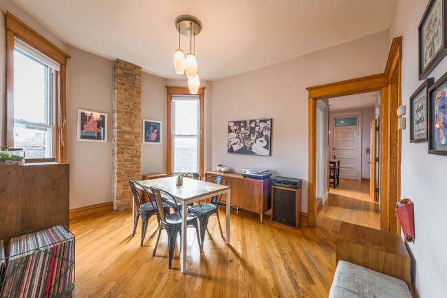 Photo - 3115 W Belden Ave Unit 3