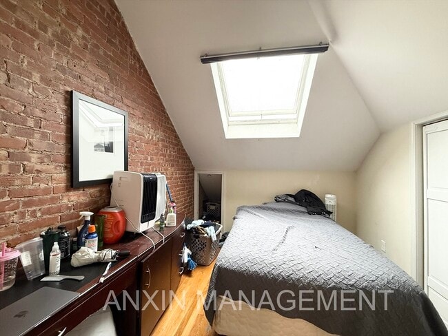 Photo - 51 Clifton St Unit 51