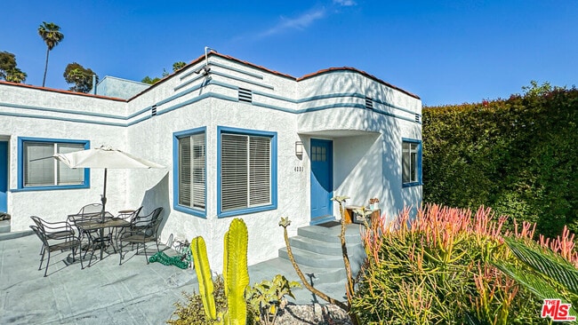 Building Photo - 4231 Gateway Ave Rental