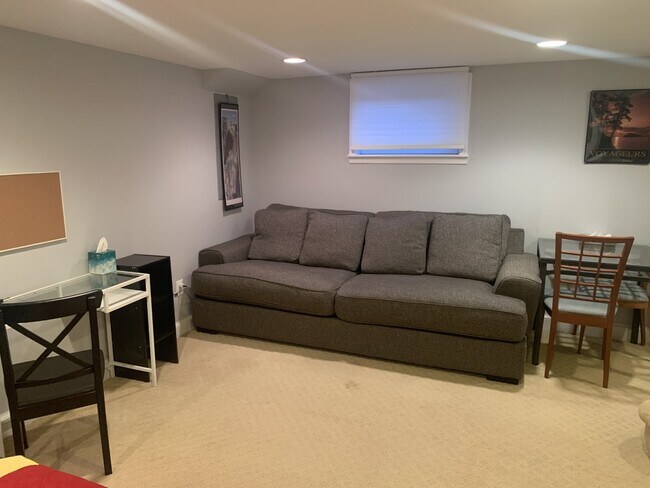 Photo - 5806 McKinley St Unidad A