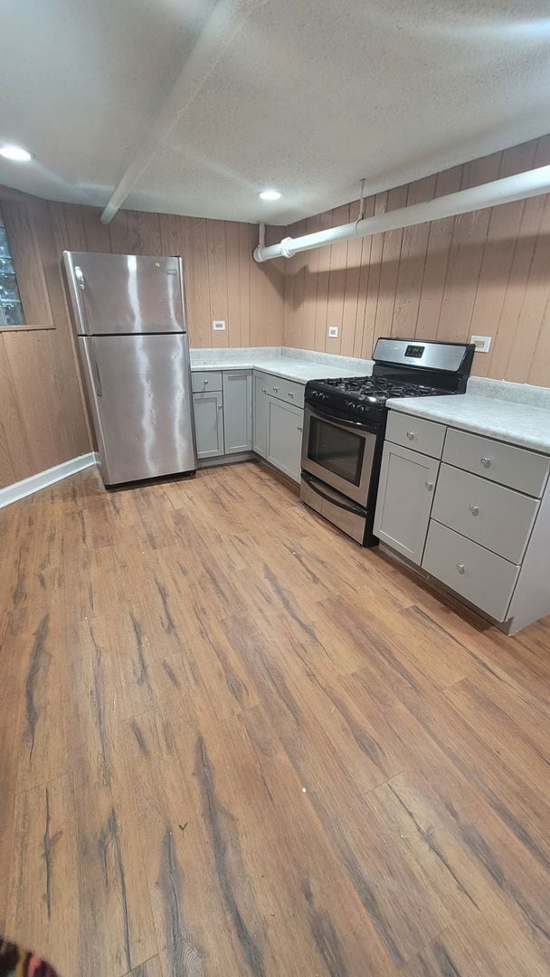 8010 S St Lawrence Ave Unit G