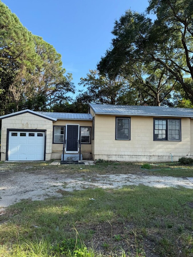 *RENOVATED* 3-Bedroom 1-Bath $1850 mo. - A... - *RENOVATED* 3-Bedroom 1-Bath $1850 mo. - A... House