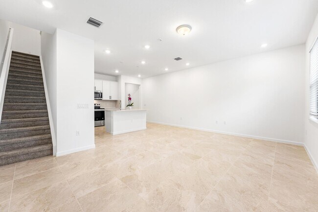 Photo - 4333 Efendi Dr