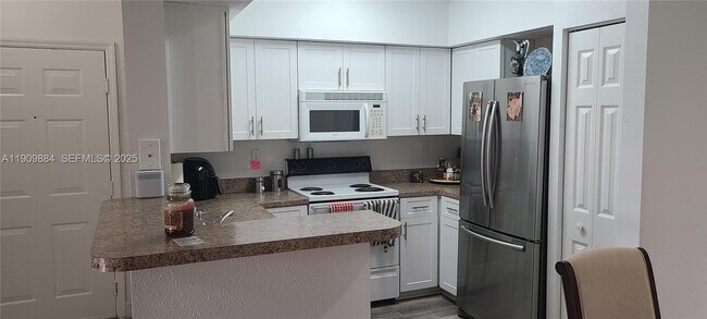 Photo - 220 SW 116th Ave Unidad 15103