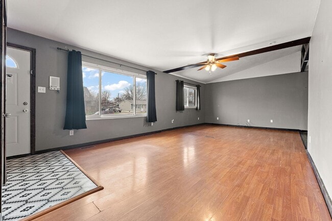 Photo - 767-1 Heritage Rd