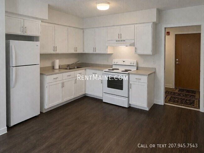 Photo - 46 Baker St Unidad 10